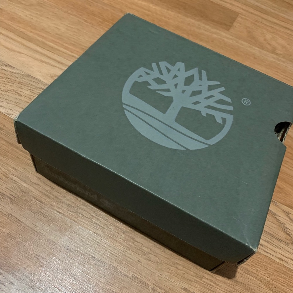Timberland - Picture 2 of 5